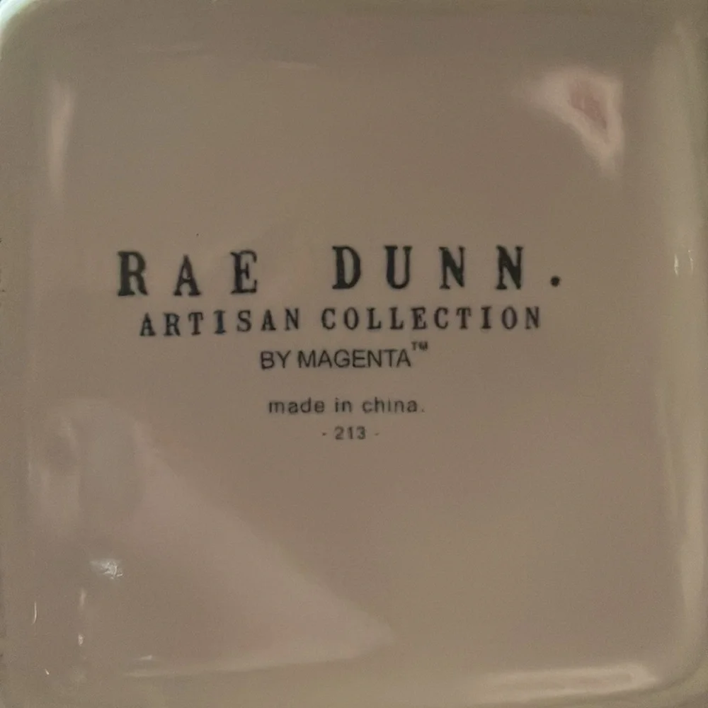 RAE DUNN | “SOAP” Matte Square Soap/Lotion Dispenser with rare black pump